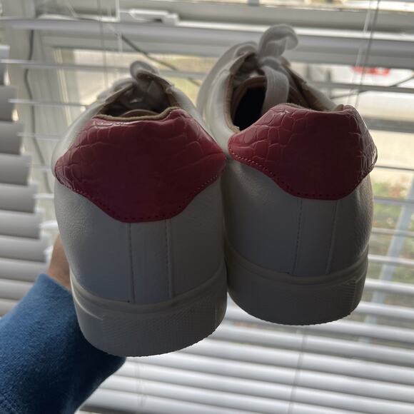 MIA Neva Lace Up Womens size 11 White Sneakers Casual Shoes GS1400401-169 - Picture 8 of 16